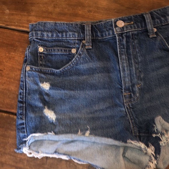 Lucky Midrise Destructed Shorts - Picture 8 of 16